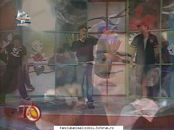 animal x la teo.. =) hiena