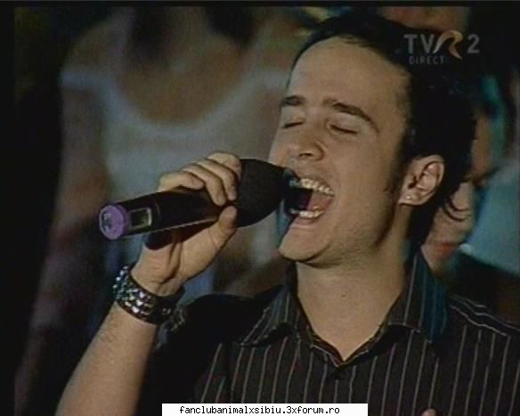 serban =) 
 :)  :) hiena